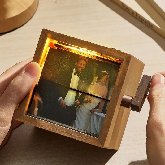 Handmade Wooden Memory Flipbook – Custom 8 or 16 Photo Frame with Rotating Handle | Personalized Home Décor & Gift